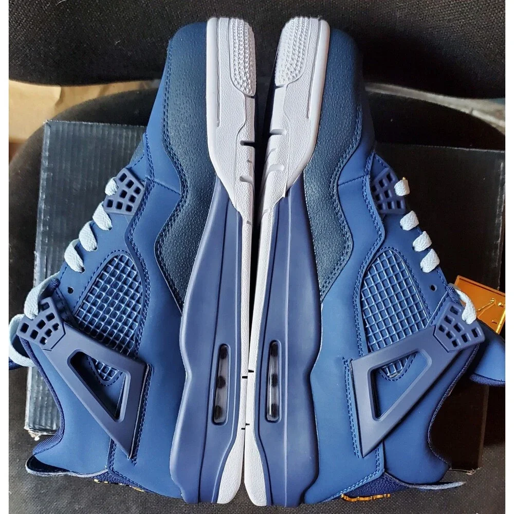 Air Jordan 4 Retro Howard University PE. Size 10